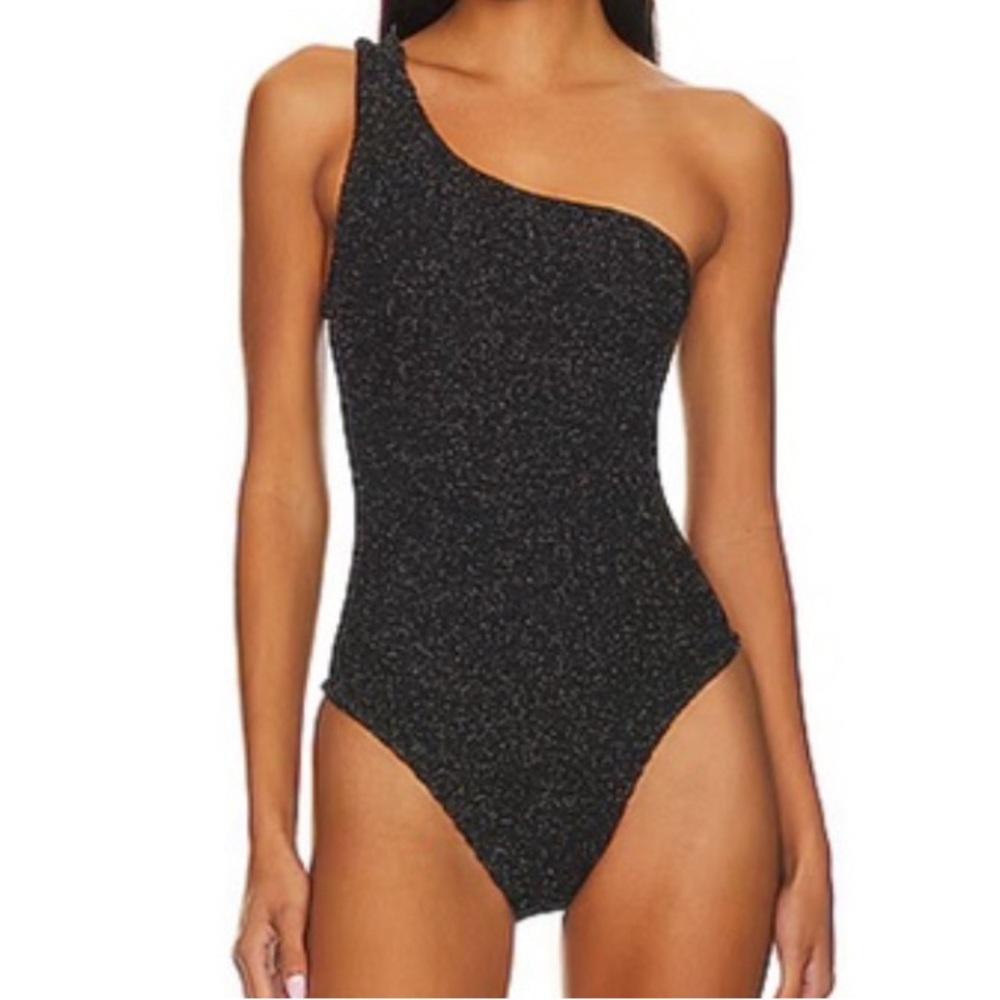 Hunza G Nancy One-Shoulder One-Piece Swimsuit